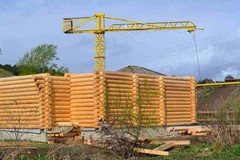 The development of the mini-crane for the construction of houses from cylindering