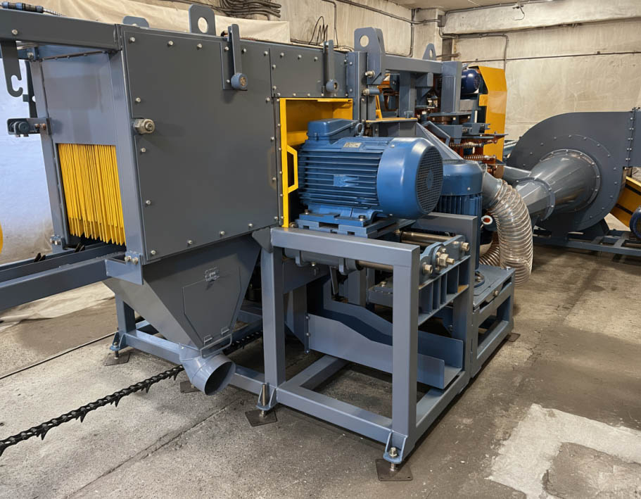 Новинка! Универсальный фрезерно-брусующий бревнопильный станок УПТ-360 Новинка! Универсальный фрезерно-брусующий бревнопильный станок УПТ-360